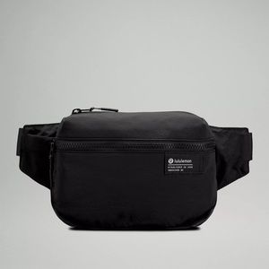 NWT Clean Lines Belt Bag In Black Lululemon